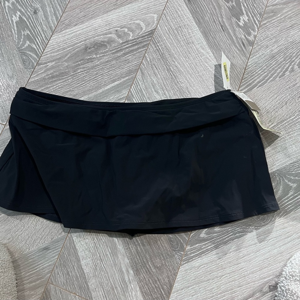 Women’s black, swim skirt, size medium